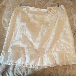 White boutique skirt